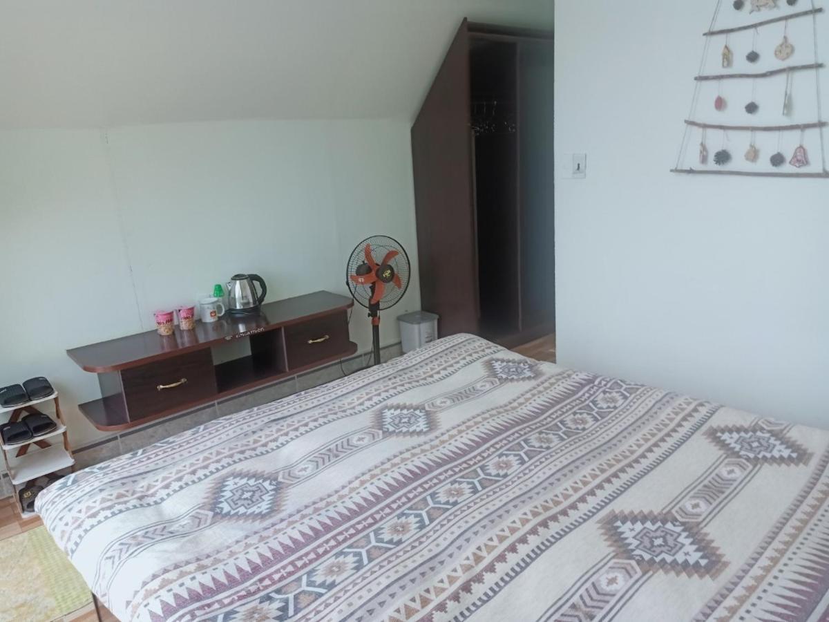 Homestay Paradiso Mangden *